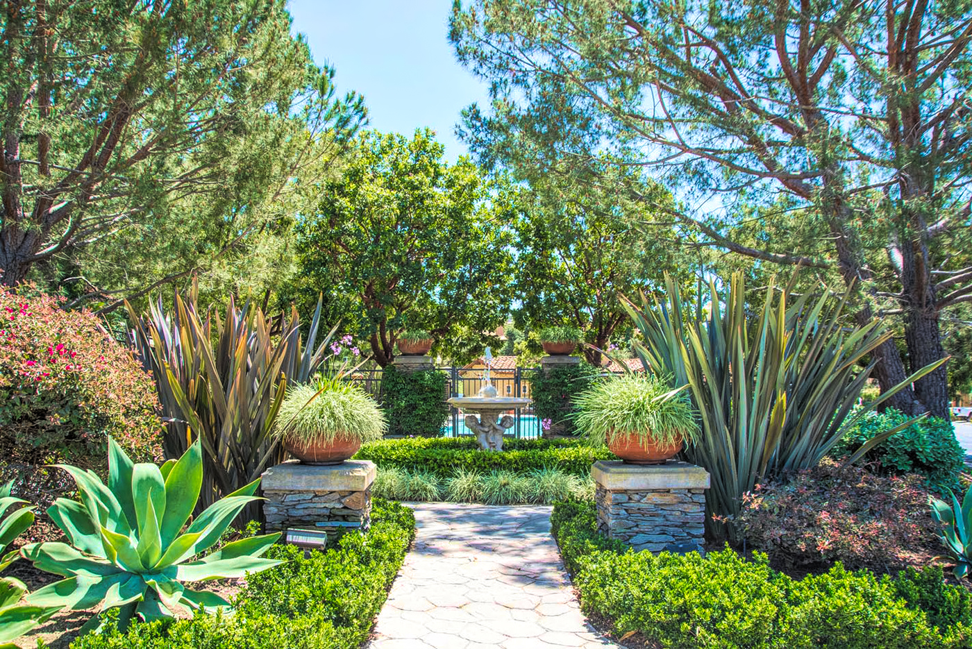 Commercial Landscaping  - Bemus Landscape, Southern California