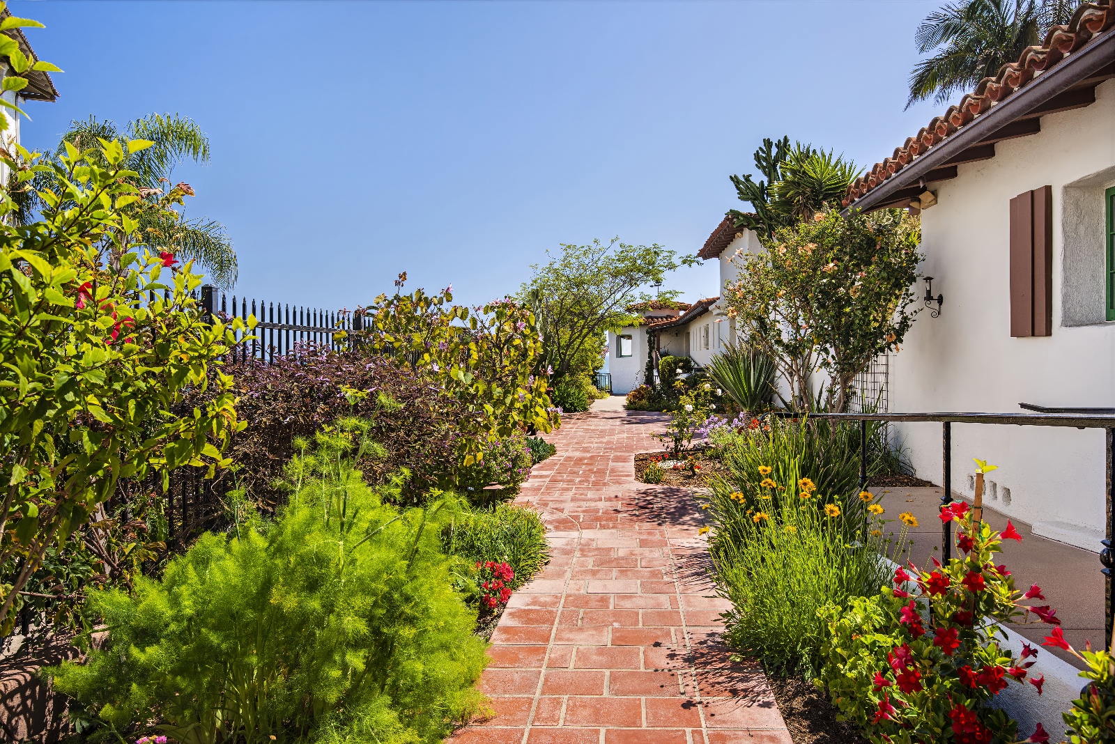 Casa Romantica Cultural Center and Gardens - Bemus Landscape - San Clemente, CA