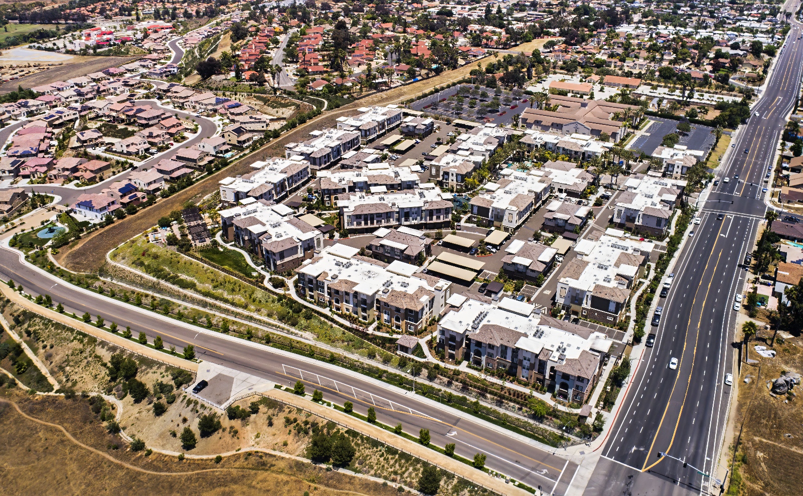 Skye Apartments - Vista, CA | Bemus Landscape - San Clemente, CA